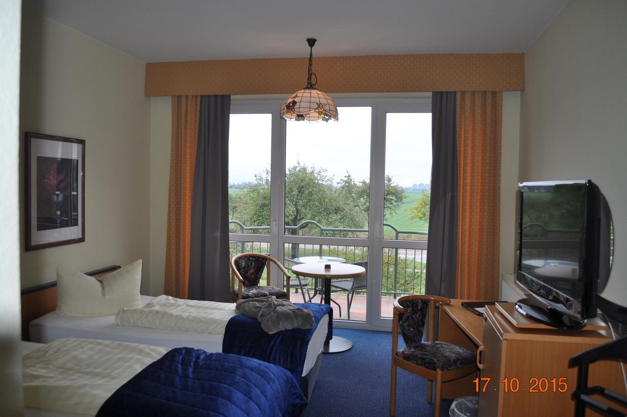 Turmhotel Schwedt Exterior photo